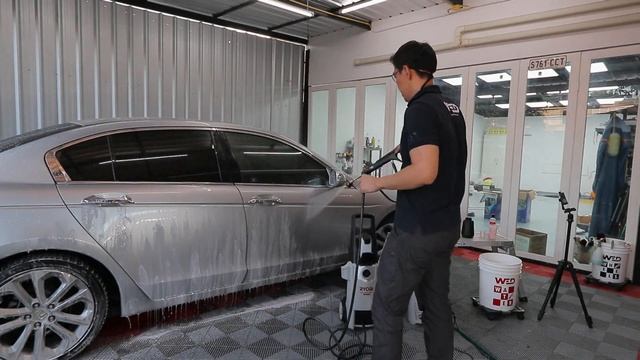 ล้างรถด้วย เครื่องฉีดน้ำแรงดันสูง Ryobi AJP55 แะล AJP1610 กับ กระบอกฉีดโฟม Pretty gloss foamlance смотреть онлайн