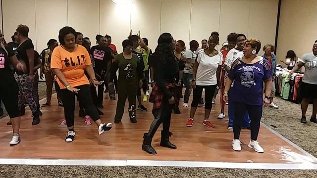 Brat Ba-Do by Angie Causey, Drea Christopher, Tracy & Nicky смотреть онлайн