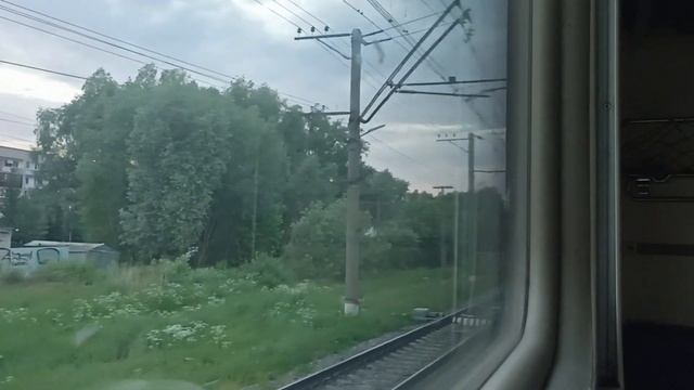 Из окна на поезде №42 Великий-Новгород-Москва! смотреть онлайн
