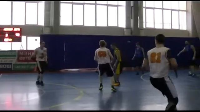 Летняя лига - Питерские лоси смотреть онлайн