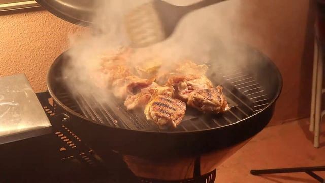 Cold Grill to Finished Chicken Thighs in 45 Minutes - Recteq Bullseye Grill - Learn to BBQ смотреть онлайн