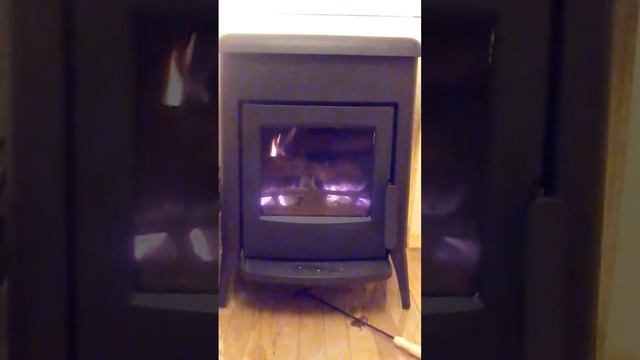 Amity 3 - Wood Stoves At Plamen