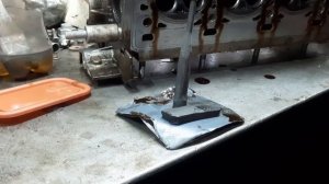 Приспособления для рассухаривания и засухаривания клапанов