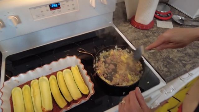 Recipe Collaboration w/ Tina's Best Midlife- I make her Zucchini Boats! смотреть онлайн