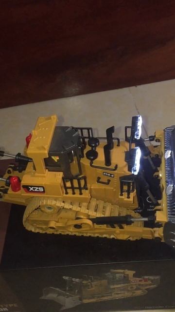 Bulldozer working hard #savdykhmerrc смотреть онлайн