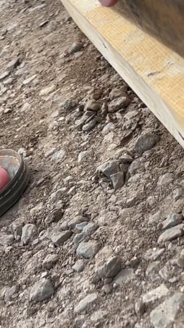 Из набора 2в1 взяли УШМ и решили немного попилить остатками круга)Пилит нормально👍🏼 смотреть онлайн