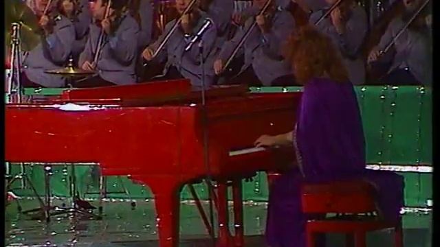 АЛЛА ПУГАЧЁВА  МАЭСТРО.