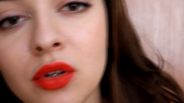 ASMR // KISS SOUNDS // GUM смотреть онлайн