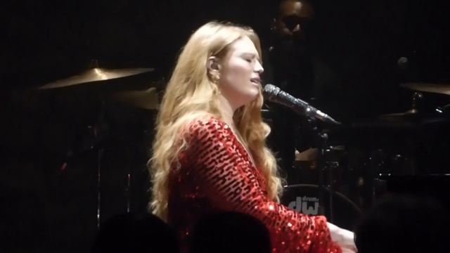 Lost Without You - Freya Ridings - Paris 03/02/2020 смотреть онлайн
