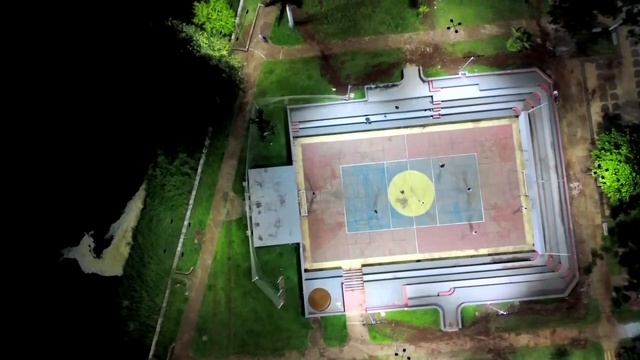 fimi x8 SE 2022 V2,iluminação das quadras poliesportiva de Barra Bonita смотреть онлайн