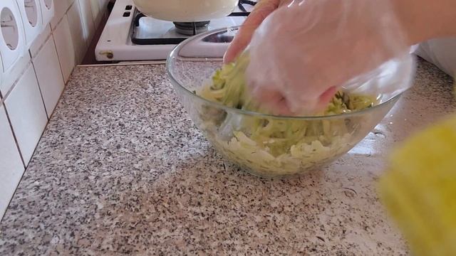 Быстрые и ОЧЕНЬ вкусные кабачковые котлеты🤌👍 смотреть онлайн