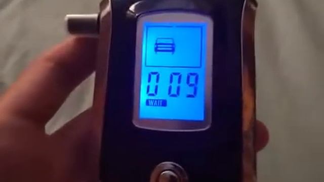 Alcohol Tester смотреть онлайн