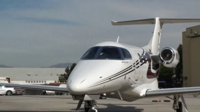 Phenom 100 смотреть онлайн