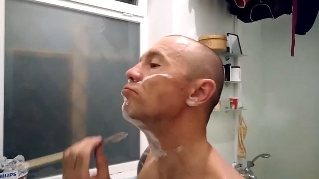 Бритьё.К утреннему кофе.