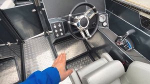 БОЛЬШАЯ СЕМЕЙНАЯ ЛОДКА для БОЛЬШИХ водоемов. VOYAGER 700 open.