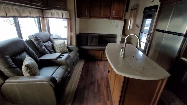 2015 Columbus 385BH [Walkthrough Tour] No Bull RV Sales смотреть онлайн