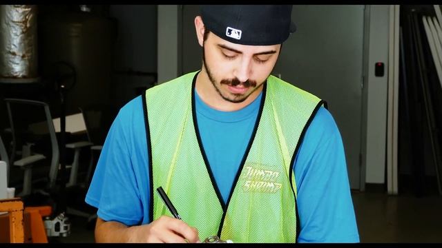CobraFilms: Reconditioning the Air Conditioner смотреть онлайн