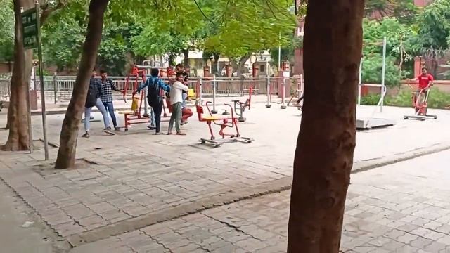भारतेन्दु हरिश्चन्द्र पार्क || मैदागिन वाराणसी Varanasi park 🏞️ full enjoy #larivlogger #viral смотреть онлайн