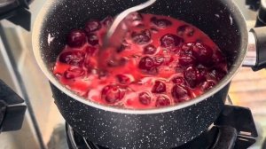 Вишневая начинка для торта. Вишневое конфи