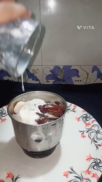 healthy and tasty banana milk helps to gain weight quick and easy #ytshorts #viral #healthy #short смотреть онлайн