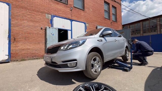 Интересные колёса r17 диаметр на Kia Rio смотреть онлайн