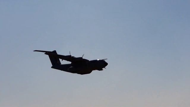 DIYed RC Airbus A400M Atlas Maiden flight 3rd try смотреть онлайн