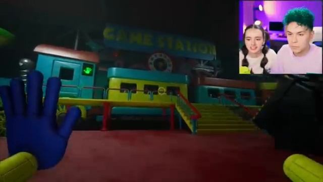 милс кел играет в подписи плей тайм 2