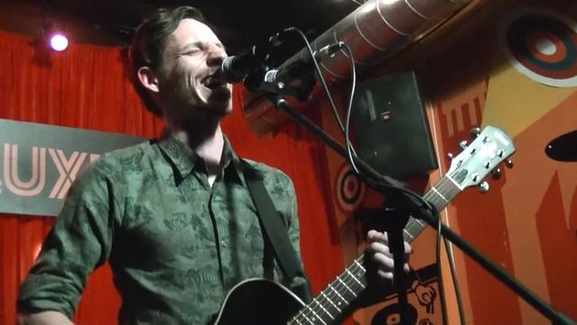 Paper Beat Scissors - 'Watch Me Go' live in Valencia смотреть онлайн