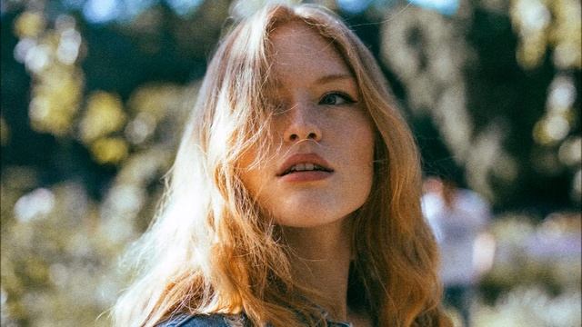 Freya Ridings - Lost Without You смотреть онлайн