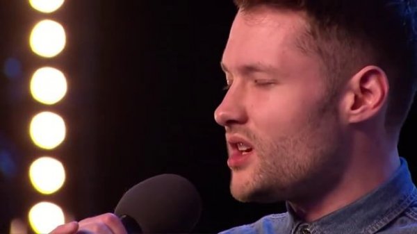 Парень круто спел, судьи в шоке