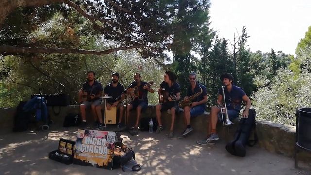 Уличные музыканты Парк Гуэль /Барселона смотреть онлайн