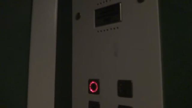 Электрический лифт (г. Павловский Посад), V=1 м-с, г-п 400 кг (3) смотреть онлайн