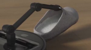 Робот пылесос с манипулятором Roborock Saros Z70