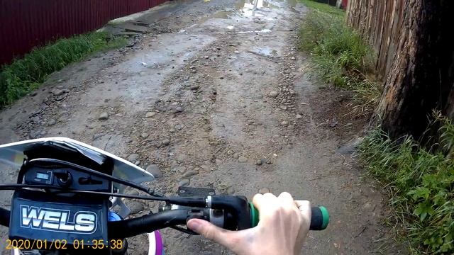 НА ОРАЛА БАБКА И НАПАЛИ ГУСИ! ПОКАТУШКИ НА ПИТ БАЙКЕ ЗА ГОРОДОМ! смотреть онлайн