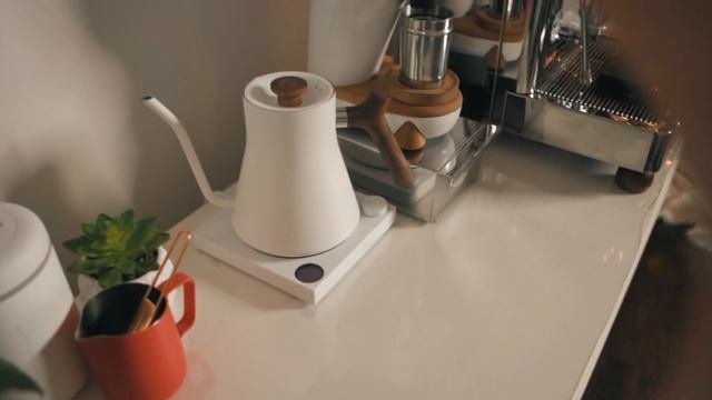 What's On My COFFEE BAR 2021?!