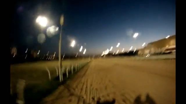 Pura Adrenalina! Sinta A Emoção De Um Jóquei Durante Uma Corrida No Hipódromo Do Cristal