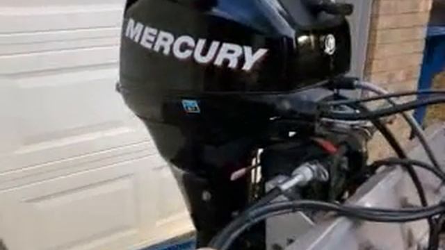 Engine Runing With Trim And Tilt.mp4