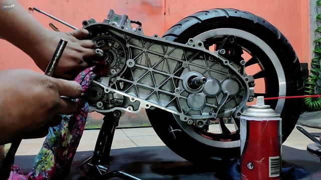 Pemasangan Pompa Oli Vespa Sprint🔴Jangan Terbalik ❗ смотреть онлайн