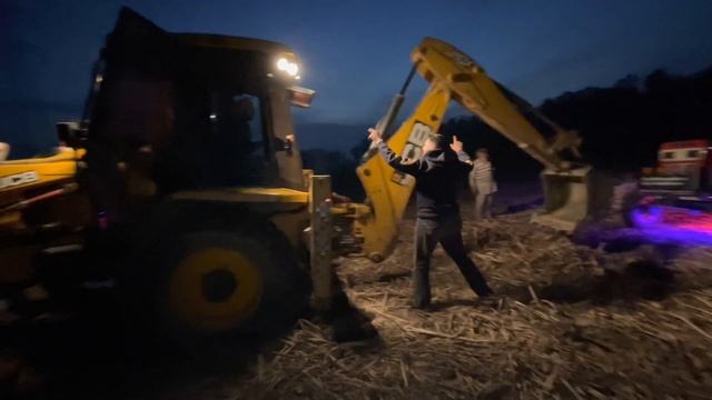 First vlog| tractor trolley fss gyi 3 tractor 🚜1 jcb enjoy volg#tractor #tractorstunt смотреть онлайн