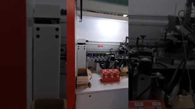 668 Model PUR edge banding machine смотреть онлайн