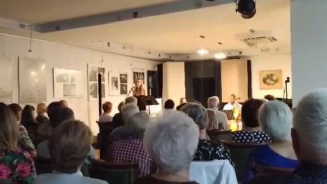 Henry Mancini - "Moon River" - Dominika Strasińska смотреть онлайн