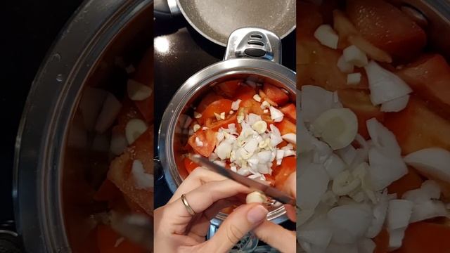 ДОМАШНИЙ ТОМАТНЫЙ СОУС/ SUGO AL POMODORO смотреть онлайн