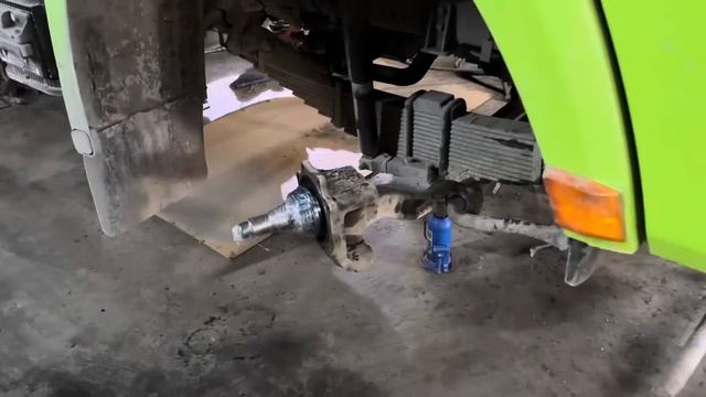 SHACMAN ВЫПЛЮНУЛ МОТОР|МЕНЯЕМ ФАРЫ|ГОРИТ ПРОВОДКА