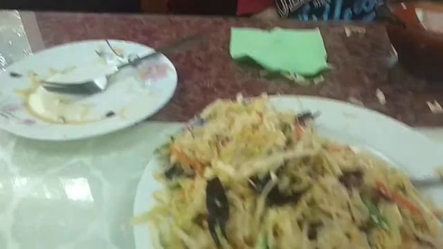 После перелета Челябинск- Владивосток в китайское кафе