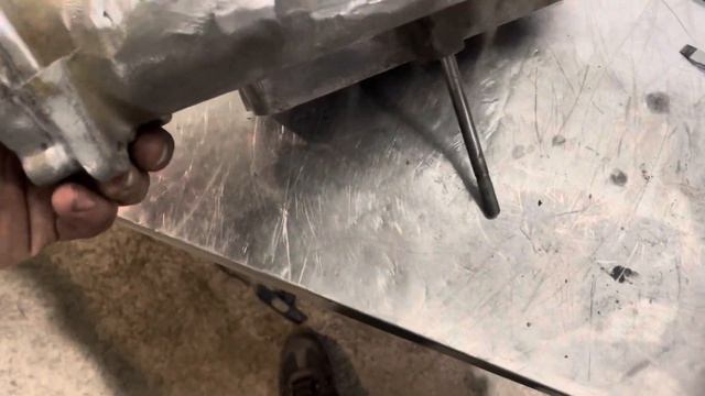 Установка впускного коллектора от УАЗ Батон с доработками под Е-Газ для Соболь Носорог смотреть онлайн