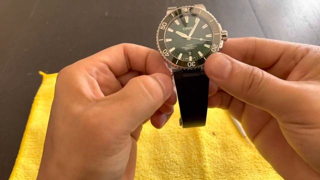 #Changing the #band or #bracelet on your #ORIS #AQUIS 43mm in 5 minutes смотреть онлайн