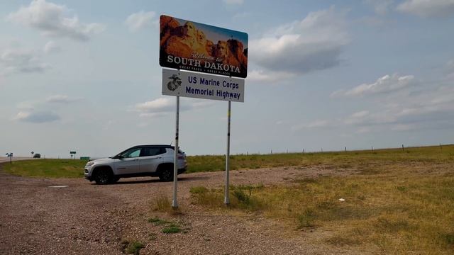 Real America 2024 - Day 2 - Road Trip - Cheyenne - The Mammoth Site - Custer State Park смотреть онлайн