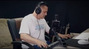 Эркин Одинаев Ман гулеро дуст медорам ки у бе хор нест  2024