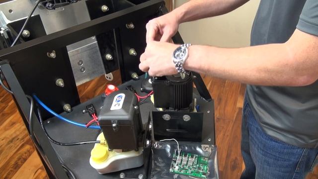 Power-Pole Circuit Board Replacement смотреть онлайн