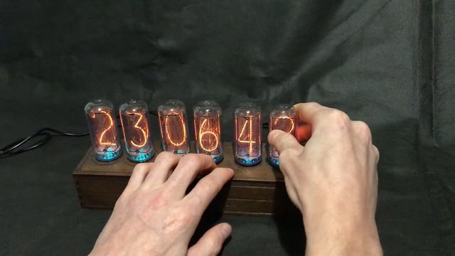 NIXIE TUBE Clock Pulsar IN-18 RGB смотреть онлайн
